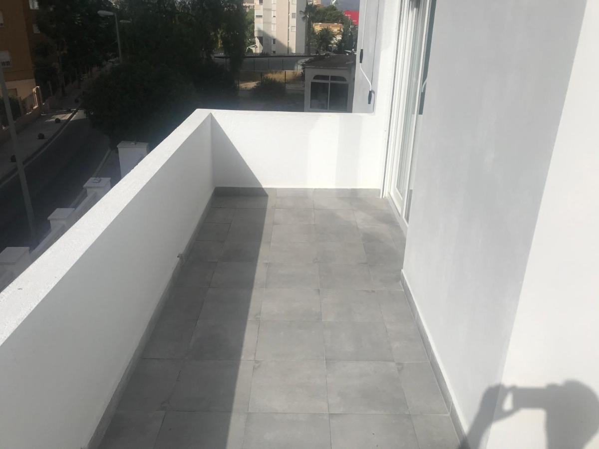 Casa Mya Con Terreno Privado Y Parking Compartido - A 800M De Playa Poniente Βίλα Μπένιντορμ Εξωτερικό φωτογραφία