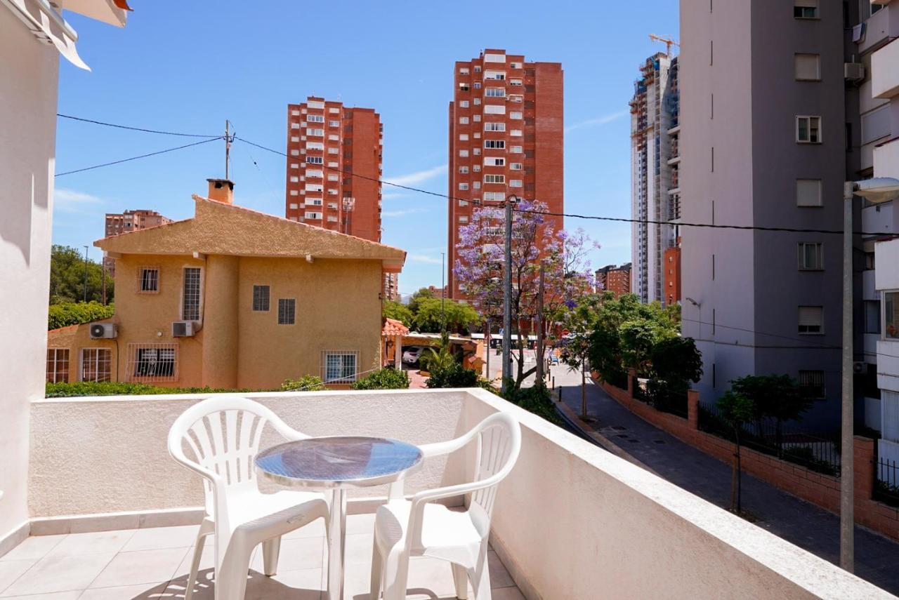 Casa Mya Con Terreno Privado Y Parking Compartido - A 800M De Playa Poniente Βίλα Μπένιντορμ Εξωτερικό φωτογραφία